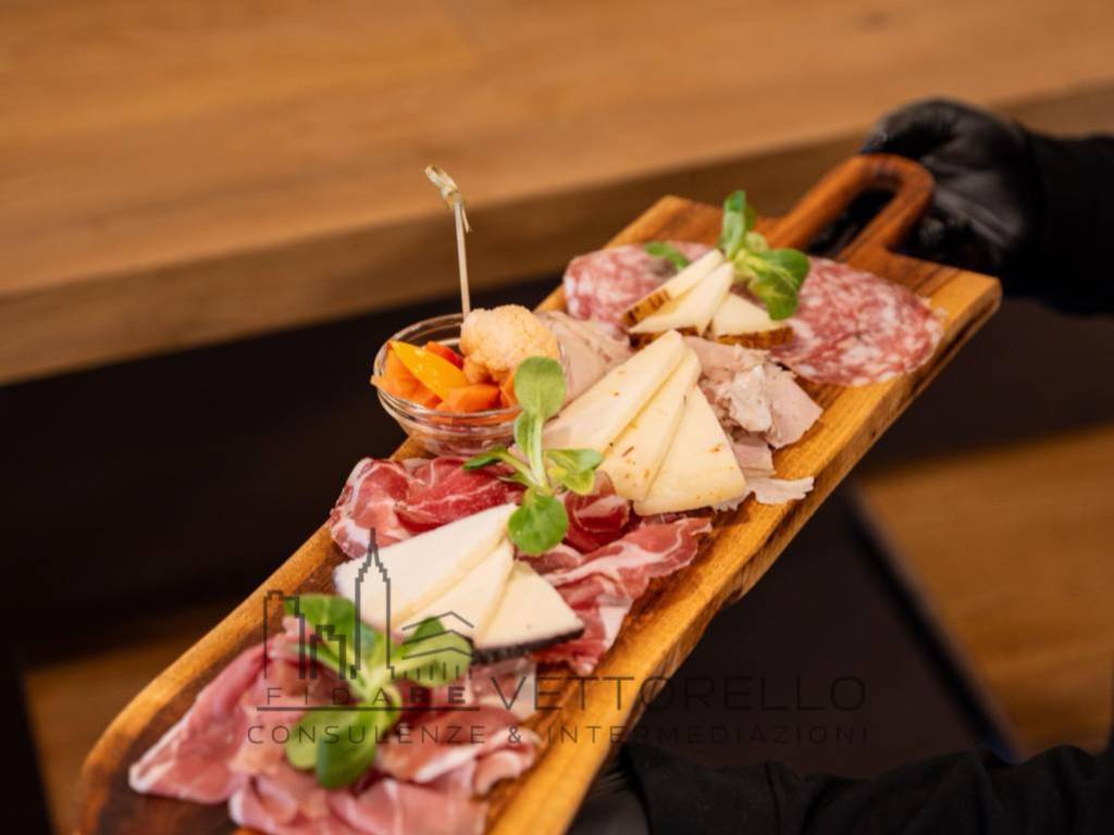 negozio in vendita a Venezia in zona Mestre