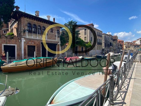 appartamento in vendita a Venezia in zona Sestiere Santa Croce