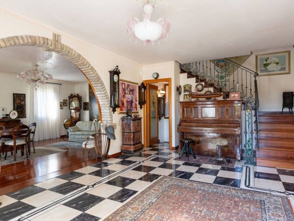 casa indipendente in vendita a Venezia in zona Favaro Veneto