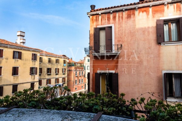 appartamento in vendita a Venezia in zona Sestiere San Polo