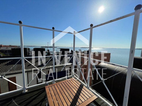 appartamento in vendita a Venezia in zona Giudecca