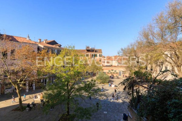 appartamento in vendita a Venezia in zona Sestiere Cannaregio