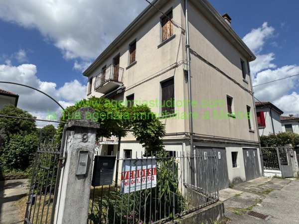 casa indipendente in vendita a Venezia in zona Mestre