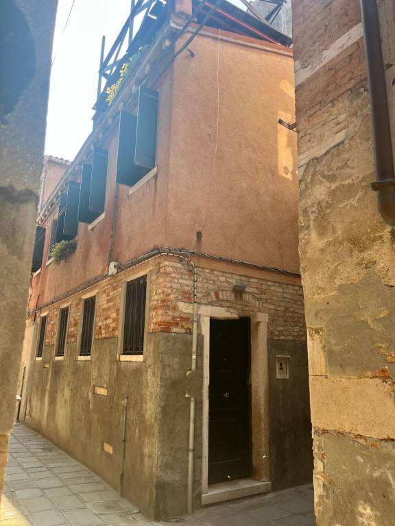 casa indipendente in vendita a Venezia in zona Sestiere Cannaregio