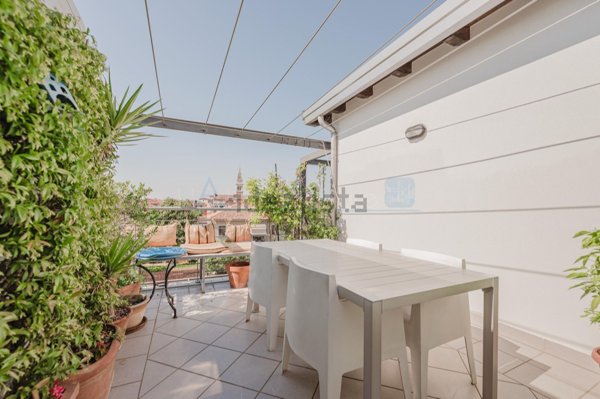 appartamento in vendita a Venezia in zona Lido di Venezia