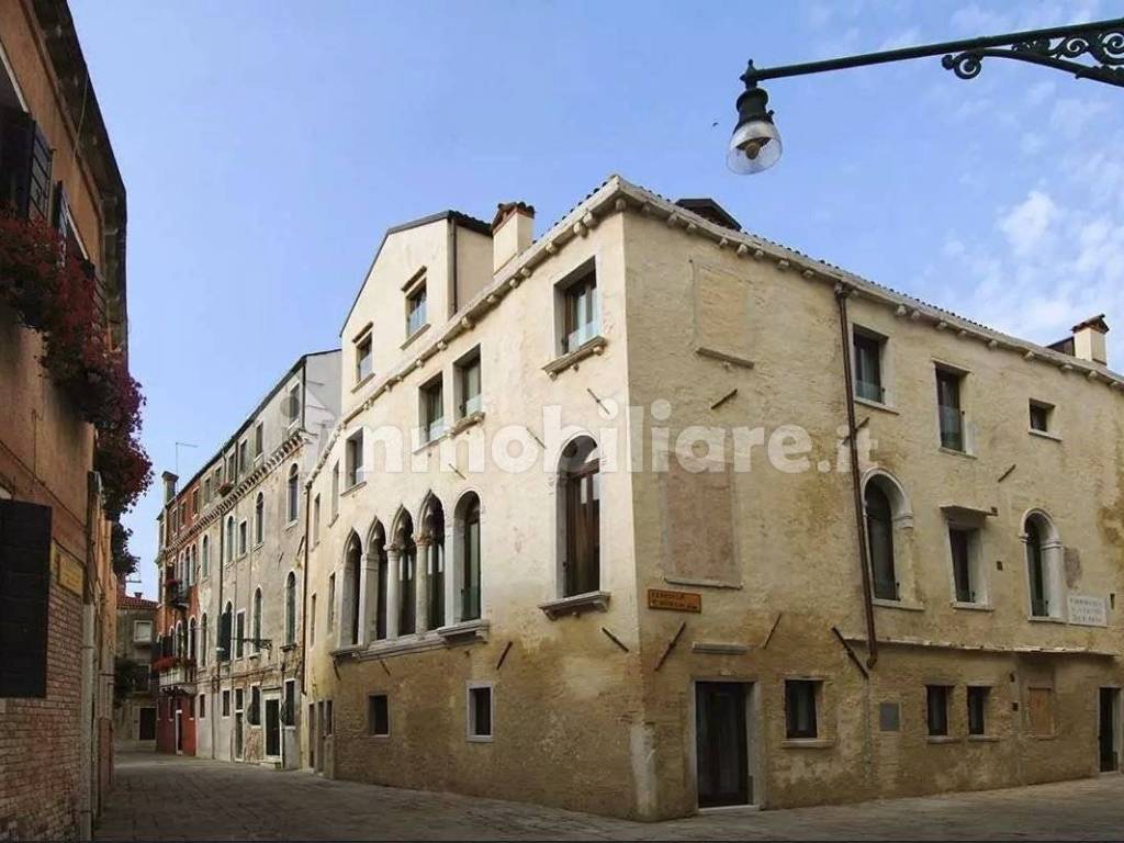 appartamento in vendita a Venezia in zona Sestiere Santa Croce