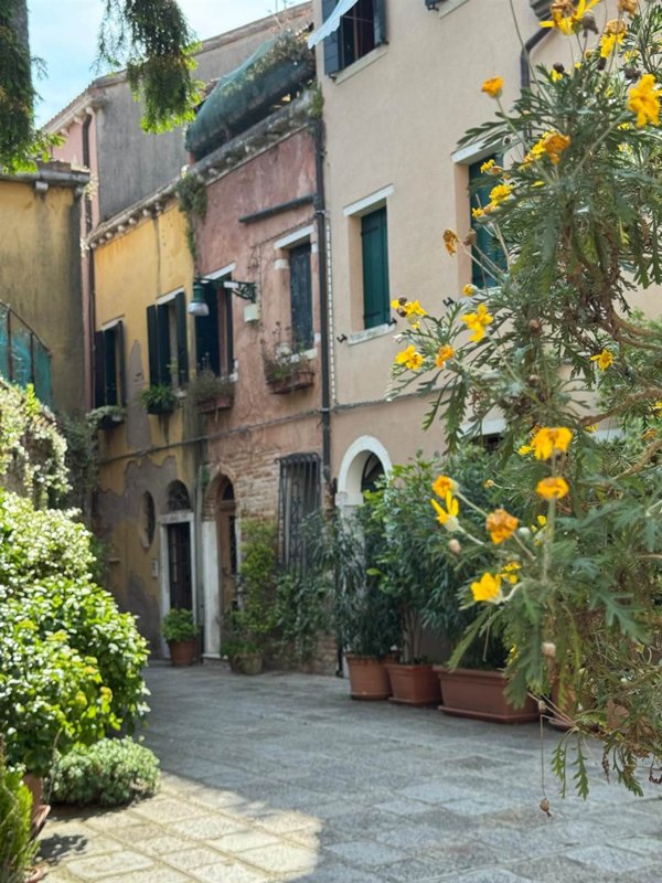 casa indipendente in vendita a Venezia in zona Sestiere Cannaregio