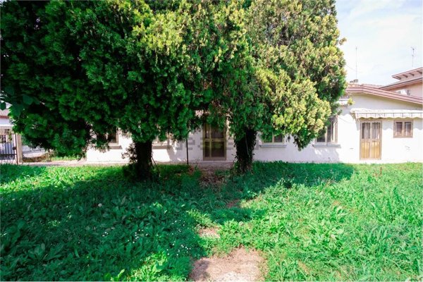 casa indipendente in vendita a Venezia in zona Chirignago