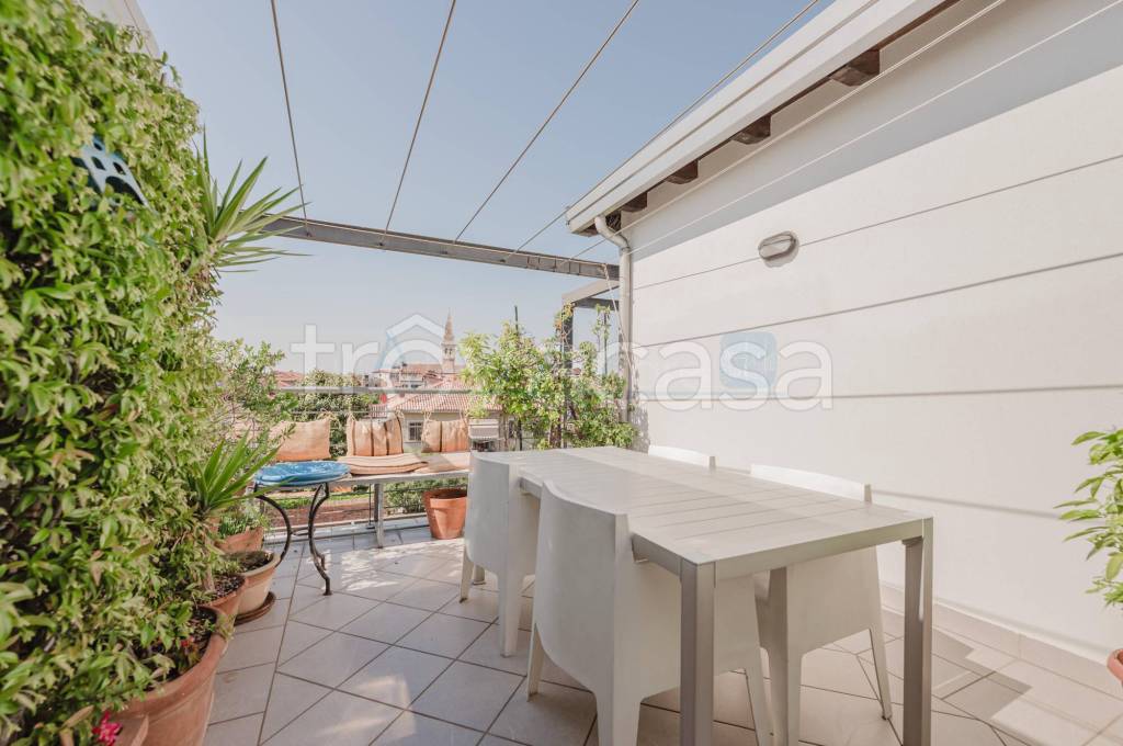 appartamento in vendita a Venezia in zona Lido di Venezia