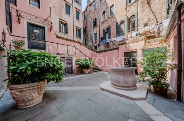 appartamento in vendita a Venezia in zona Sestiere Castello