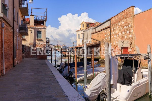 appartamento in vendita a Venezia in zona Giudecca