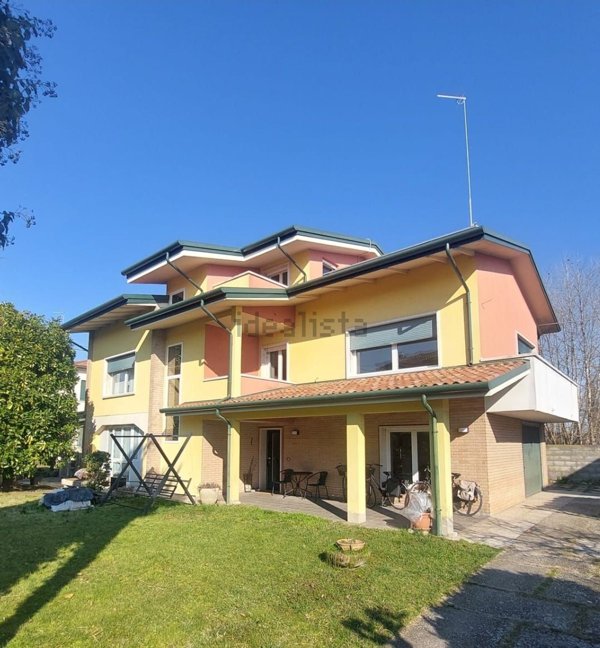 casa indipendente in vendita a Venezia in zona Mestre