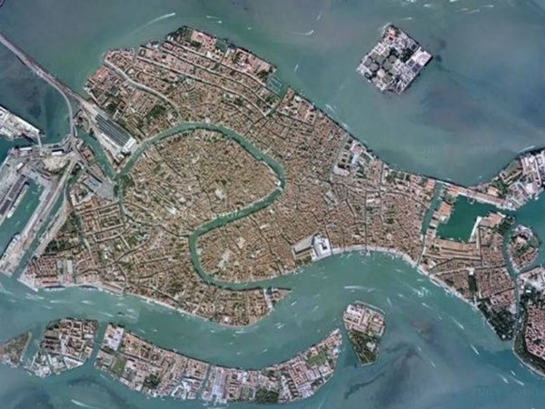 negozio in vendita a Venezia in zona Sestiere Dorsoduro