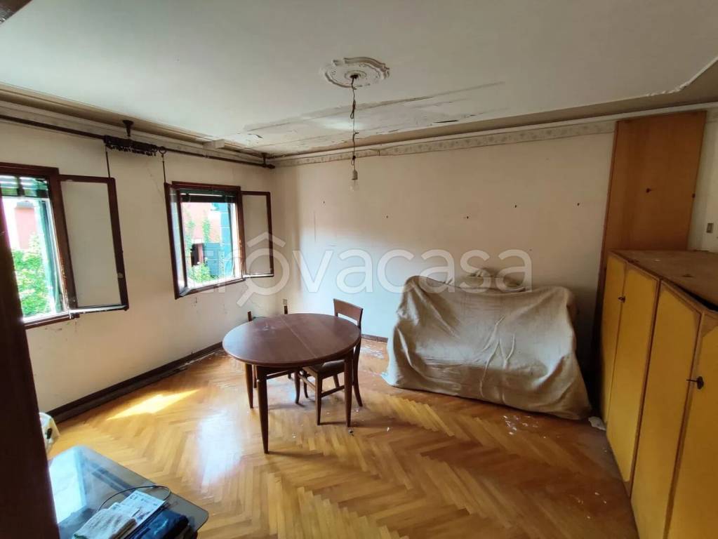 appartamento in vendita a Venezia in zona Murano