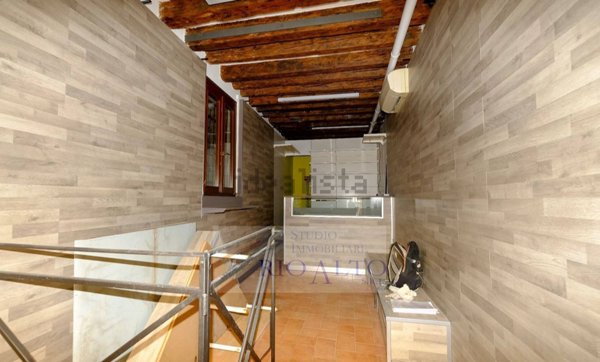 negozio in vendita a Venezia in zona Sestiere Cannaregio