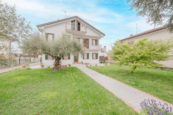 casa indipendente in vendita a Venezia in zona Marocco