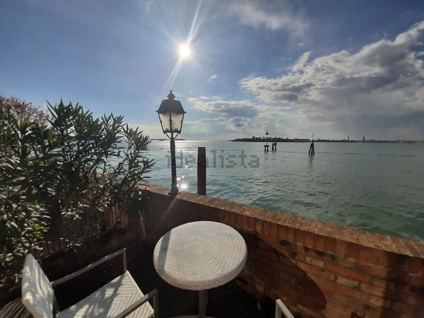 appartamento in vendita a Venezia in zona Lido di Venezia