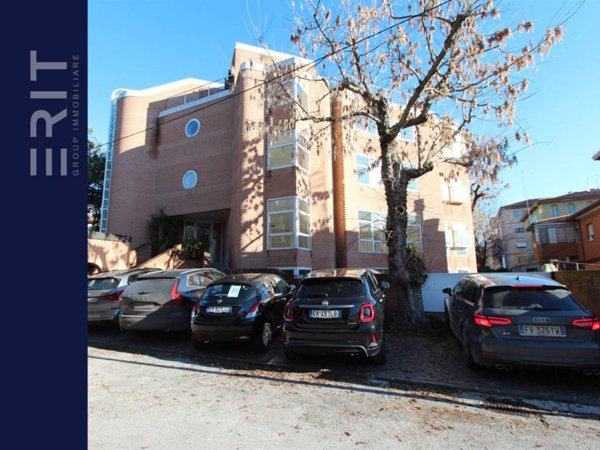 intera palazzina in vendita a Venezia in zona Marghera