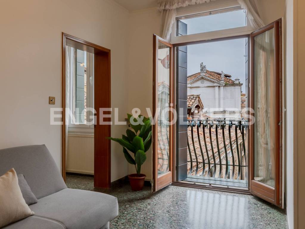 appartamento in vendita a Venezia in zona Sestiere San Polo
