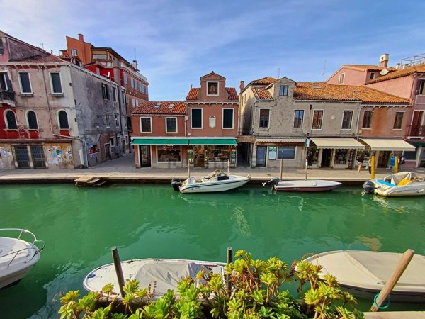 appartamento in vendita a Venezia in zona Murano