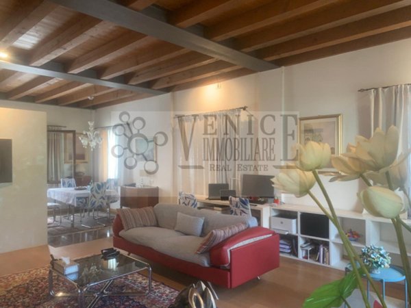 appartamento in vendita a Venezia in zona Trivignano