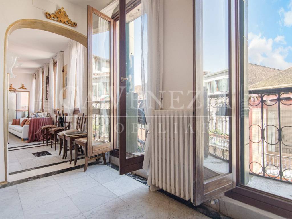 appartamento in vendita a Venezia in zona Murano