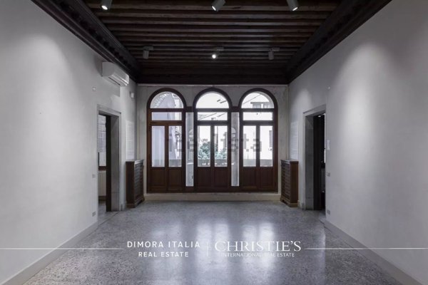 appartamento in vendita a Venezia in zona Sestiere Dorsoduro