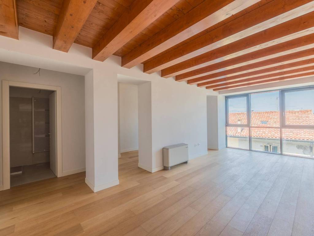 appartamento in vendita a Venezia in zona Lido di Venezia
