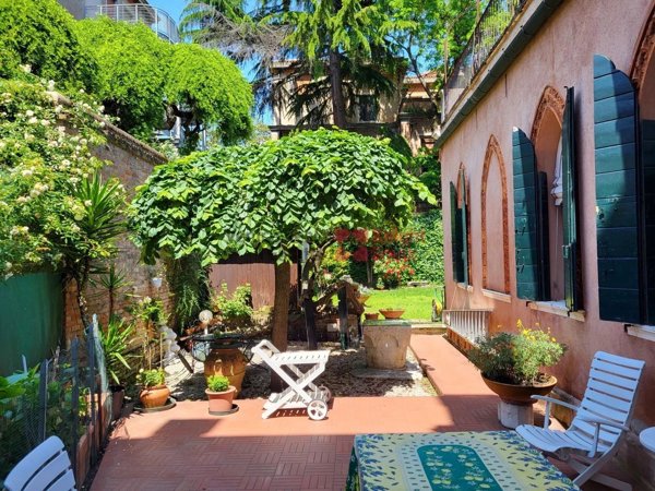 appartamento in vendita a Venezia in zona Sestiere Castello