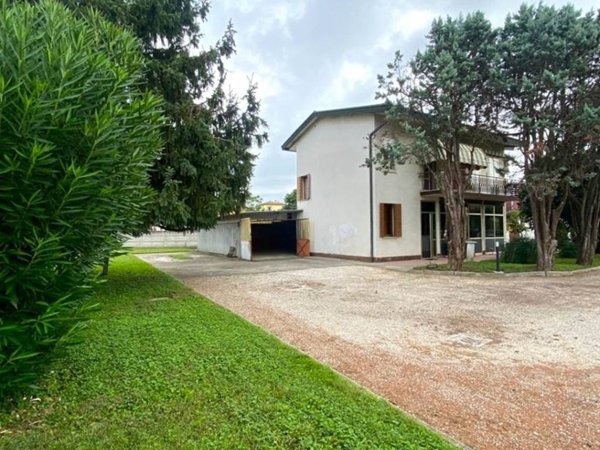 casa indipendente in vendita a Venezia in zona Marocco