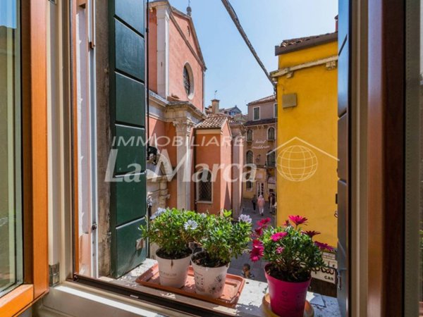 appartamento in vendita a Venezia in zona Sestiere Cannaregio