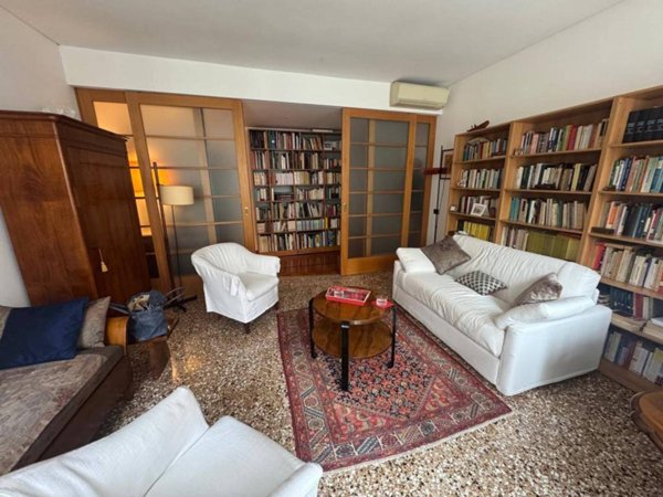 appartamento in vendita a Venezia in zona Sestiere Cannaregio