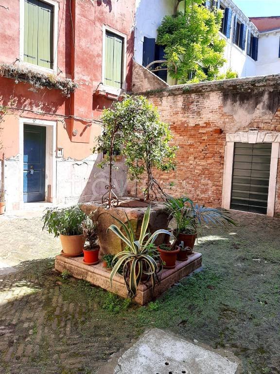 appartamento in vendita a Venezia in zona Sestiere San Polo