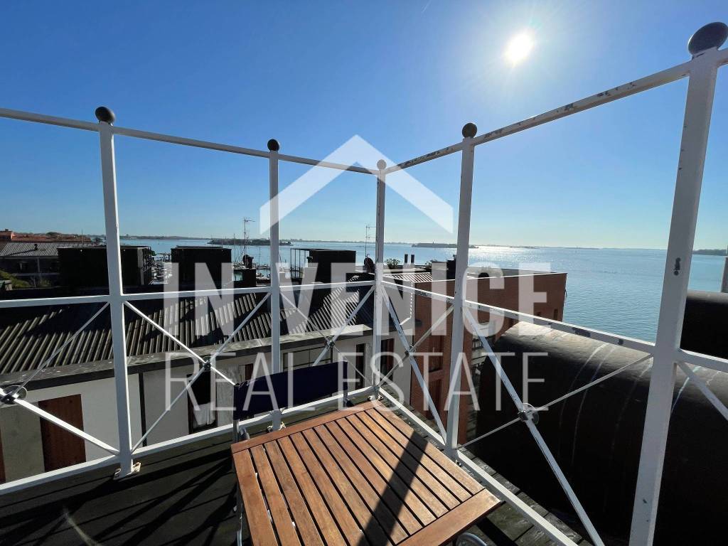 appartamento in vendita a Venezia in zona Giudecca