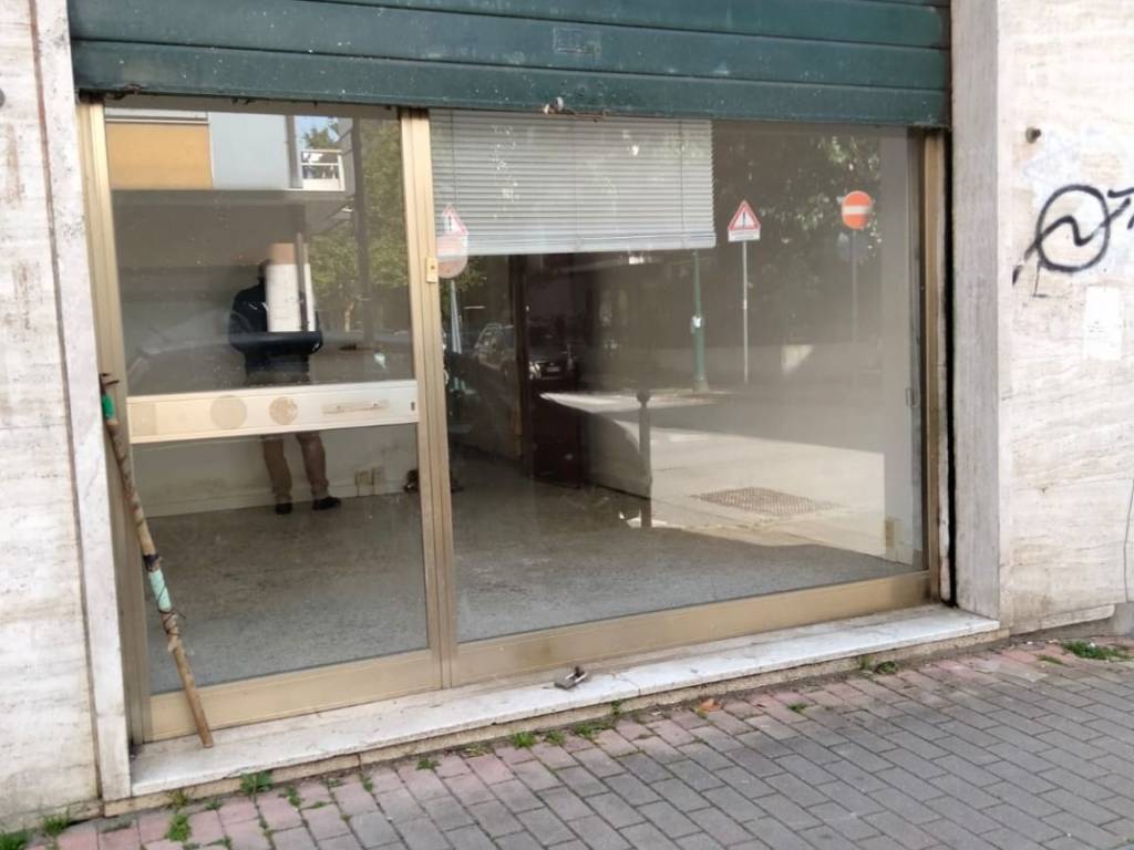 negozio in vendita a Venezia in zona Marghera