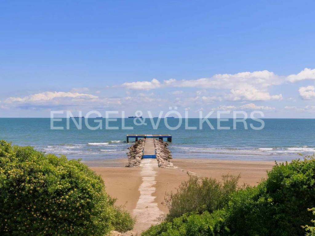 appartamento in vendita a Venezia in zona Lido di Venezia