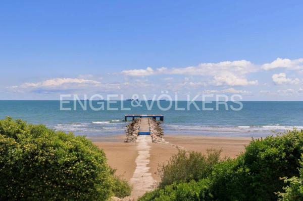 appartamento in vendita a Venezia in zona Lido di Venezia