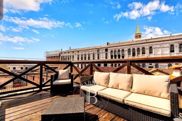 appartamento in vendita a Venezia in zona Sestiere San Marco