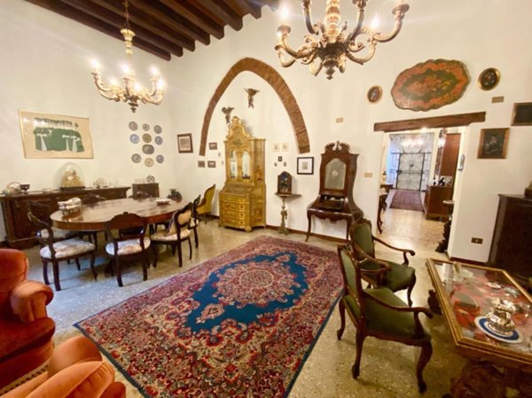 appartamento in vendita a Venezia in zona Sestiere San Polo