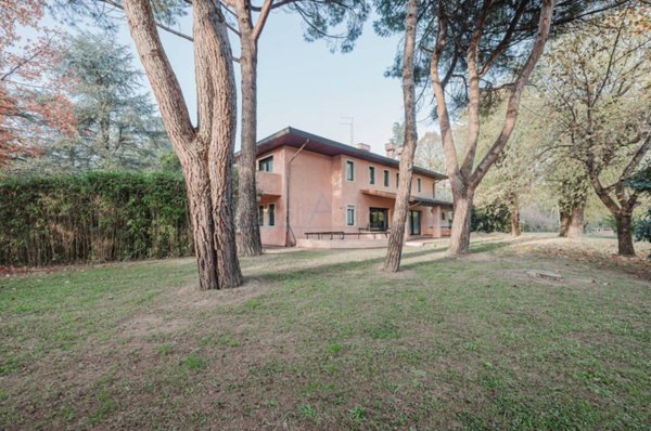 casa indipendente in vendita a Venezia in zona Carpenedo