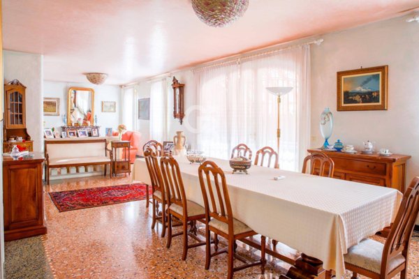 casa indipendente in vendita a Venezia in zona Marghera