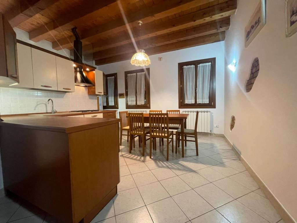 casa indipendente in vendita a Venezia in zona Marghera