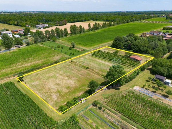 terreno agricolo in vendita a Venezia in zona Favaro Veneto
