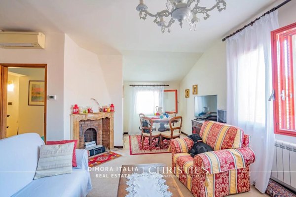 appartamento in vendita a Venezia in zona Sestiere Dorsoduro