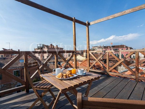 appartamento in vendita a Venezia in zona Sestiere Cannaregio