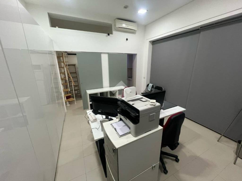 ufficio in vendita a Venezia in zona Mestre