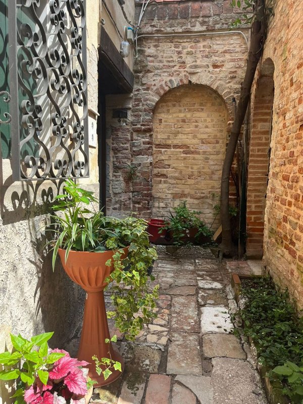appartamento in vendita a Venezia in zona Sestiere Castello