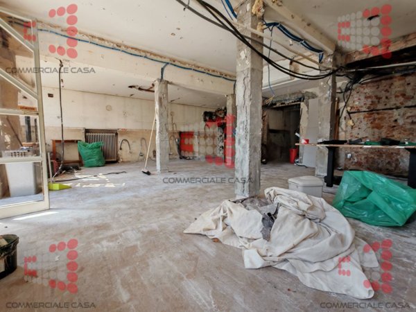 locale commerciale in vendita a Venezia in zona Mestre