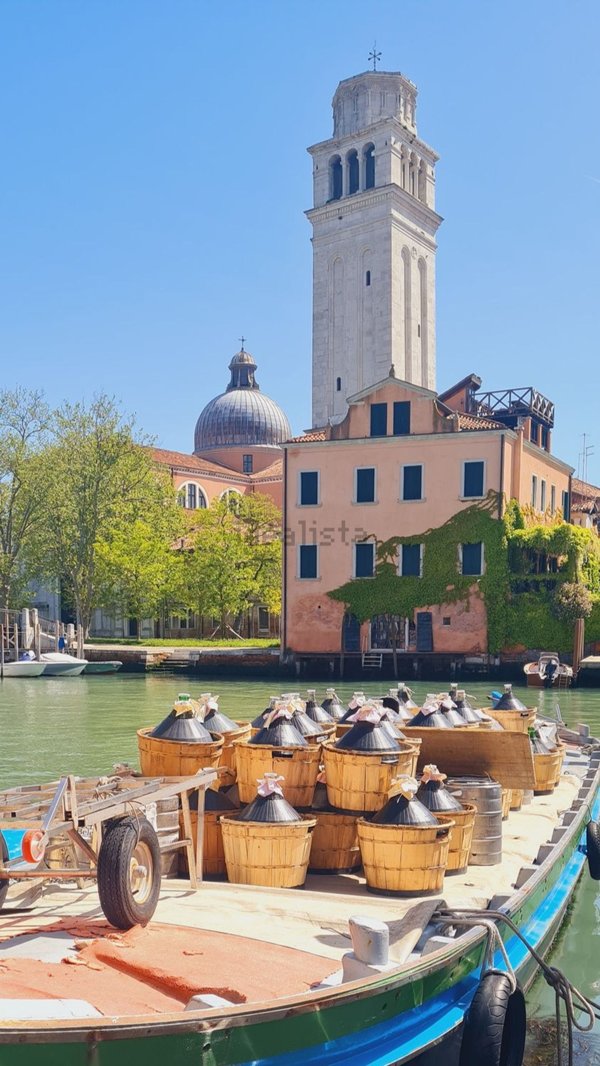 villa in vendita a Venezia in zona Sestiere Castello