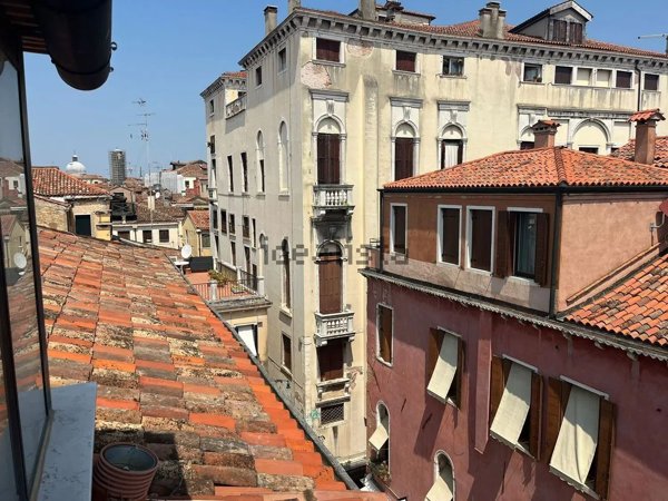 appartamento in vendita a Venezia in zona Sestiere San Polo